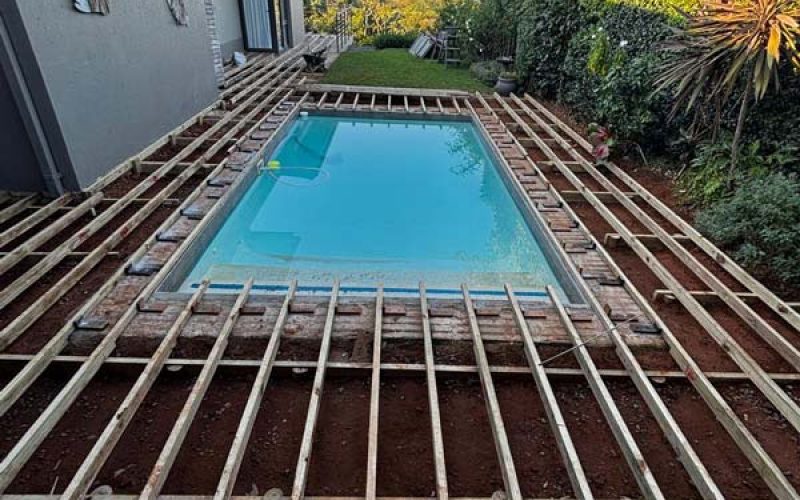 wooden-deck-builder